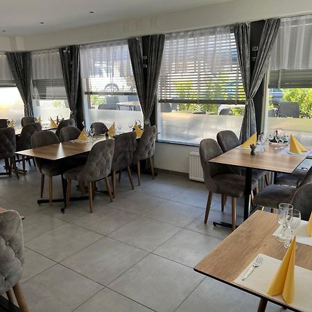 Hotel Restaurant Du Moulin Fleurier Luaran gambar